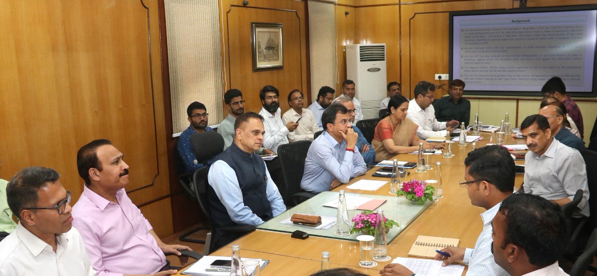 DOECC_Rajasthan's tweet photo. मुख्य सचिव ने ली सांगानेर में टेक्सटाइल प्रदूषण मामलों से संबंधित उच्च स्तरीय समीक्षा बैठक
द्रव्यवती नदी में प्रदूषित जल छोड़ने वाली इकाइयों की पहचान के लिए सर्वे शुरू करने के दिए निर्देश |
#waterpollutioncontrol
#rajasthan #Jaipur #airquality #aqi
#GreenRajasthan https://t.co/l3ZSF39OEo