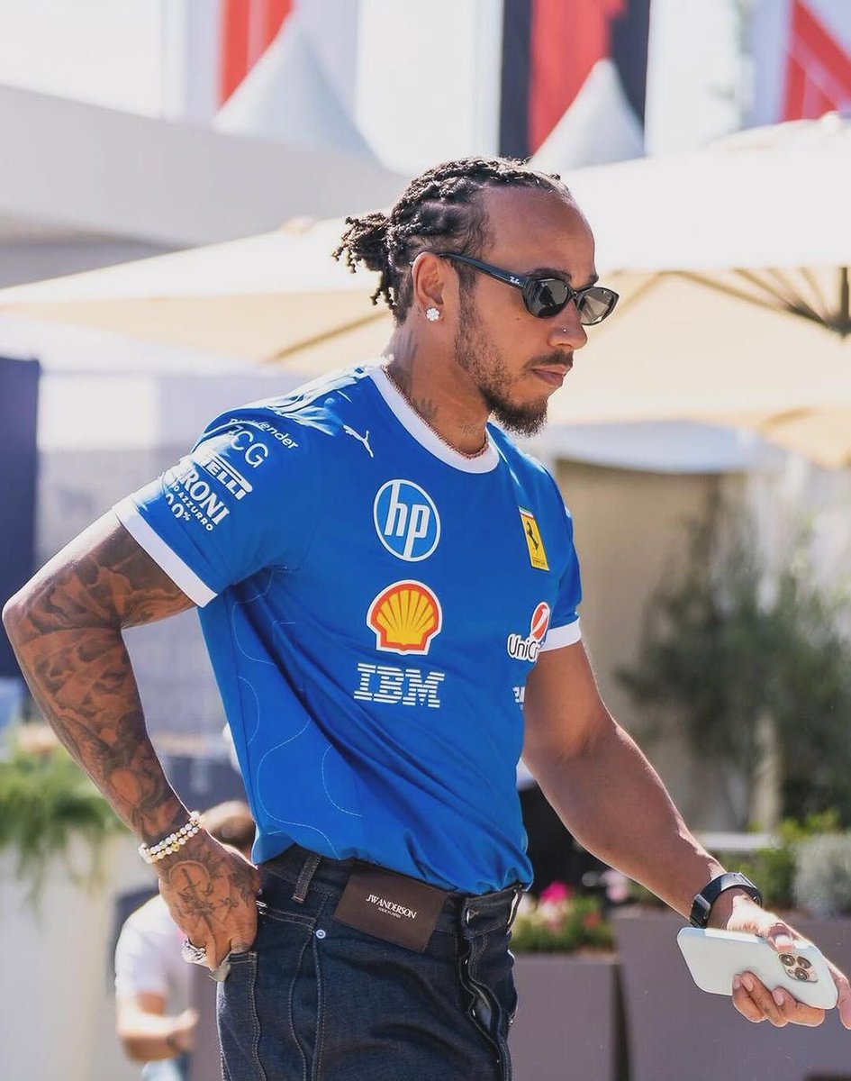 аlina🥂 tweet media