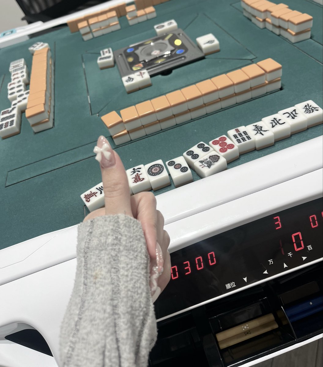 あにょ tweet media