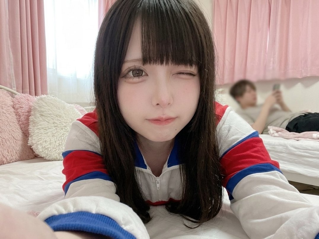 かな tweet media