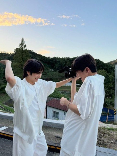 멍이... tweet media