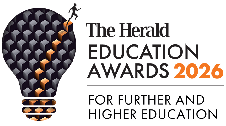 QueenMargaretUni tweet media