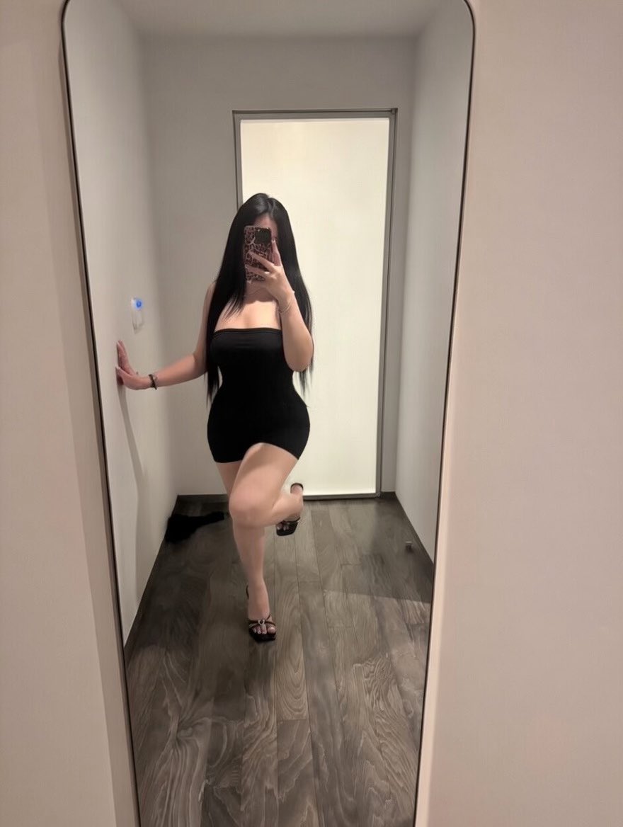 Let’s fuck tweet media