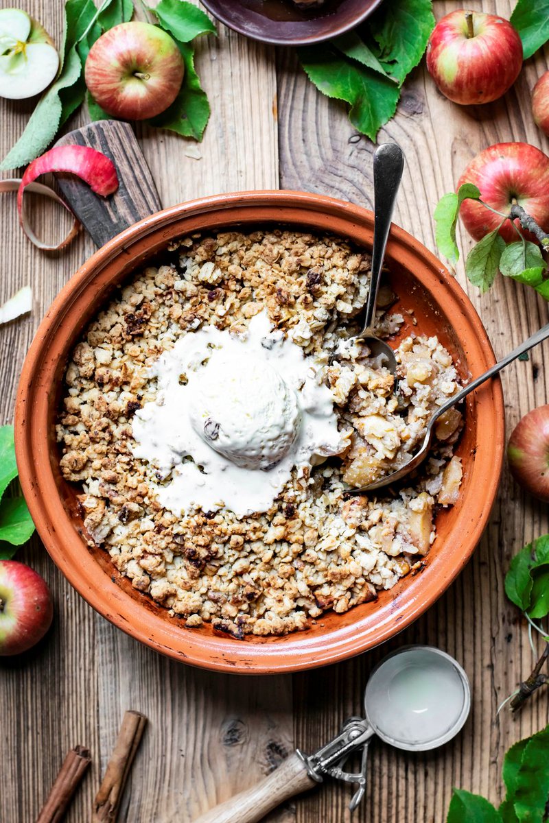 JpDelights's tweet image. #Charoset #Crumble
1 hr 10 min, 4 servings
-Golden #Delicious or #Gala #apples
-brown #sugar
-granulated sugar
-#sweet #kosher for #Passover #wine like #Manischewitz
- #Lemon #Zest &amp;amp; #juice
-#tapioca #flour
-#matzoh #meal
-#walnut pieces
-#cinnamon
-#salt

buff.ly/E2q01jl