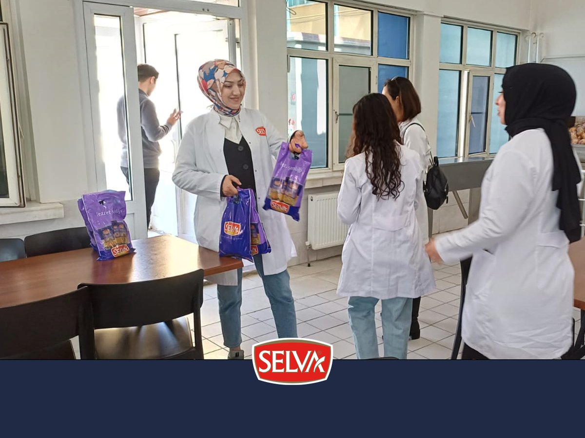 selvagida's tweet photo. Bugün Necmettin Erbakan Üniversitesi Mühendislik Fakültesi Gıda Mühendisliği Bölümü 3. Sınıf öğrencilerini fabrikamızda ağırlamaktan büyük memnuniyet duyduk.

@NEUniversitesi 
#Selva #SelvaMakarna #GıdaMühendisliği #TeknikGezi #NEÜ #MühendislikFakültesi https://t.co/LFu4Ahyb5f
