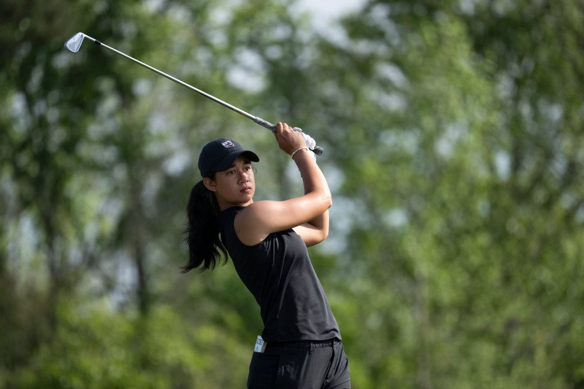 GamecocksOnline's tweet image. Gamecocks at the Masters!

Last week, Eila Galitsky qualified to play the Augusta National Women’s Amateur and made South Carolina proud 🤙

#Gamecocks | @anwagolf