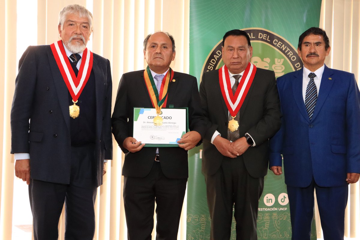 UNIVERSIDAD NACIONAL DEL CENTRO DEL PERÚ tweet media