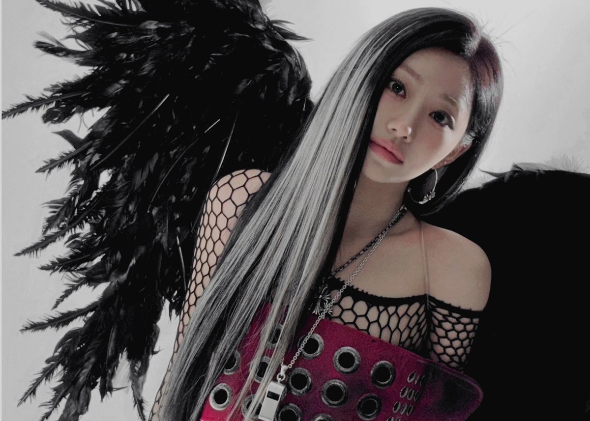 selfolssi ♤ tweet media