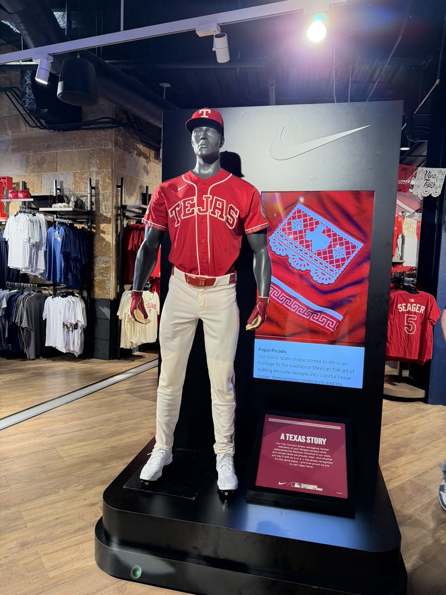 JeffWilsonTXR's tweet image. The new #Rangers City Connect uniforms are here.