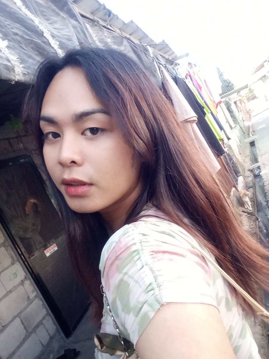 everything elle is pinkeu tweet media