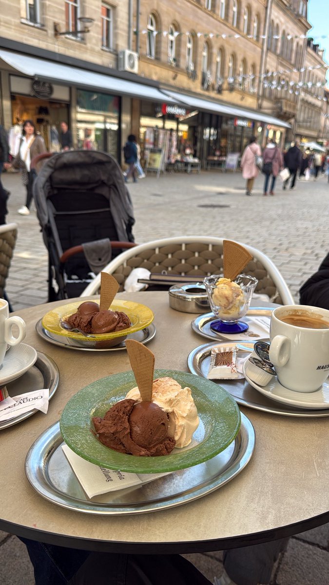 🐾 KİM MİN BERFİN tweet media