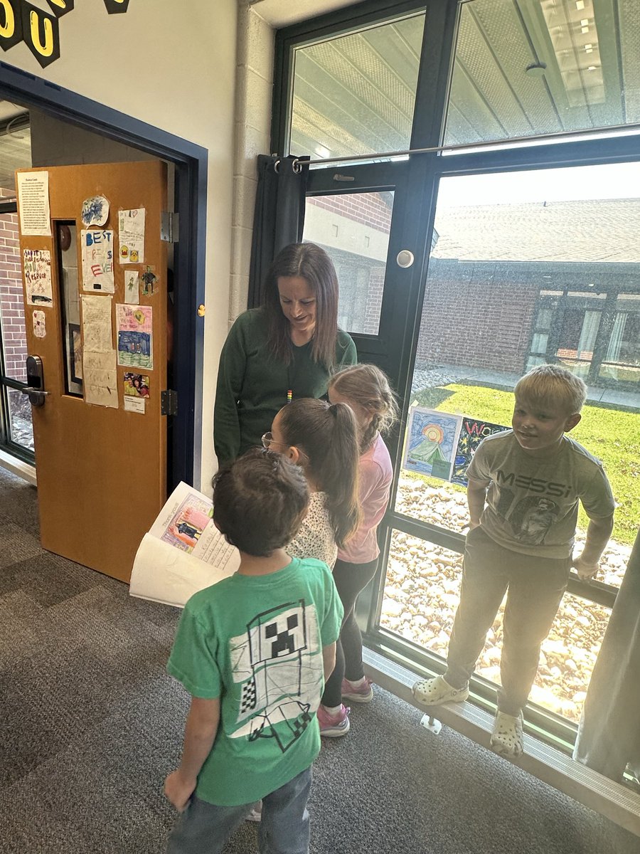 BiancalanaVinni's tweet image. @ilprincipals We LOVE our Big Hollow Elementary School Assistant Principal, Mrs. Sara Kumpula! Thank you for making a positive difference in the lives of our students, their families and our staff! Happy Assistant Principal Appreciation Week! 
#BHWarriorPride 💙#APWeek26