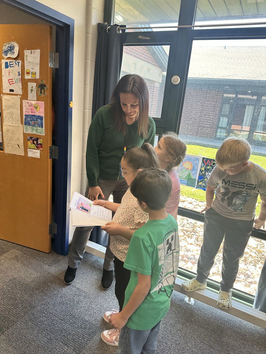 BiancalanaVinni's tweet image. @ilprincipals We LOVE our Big Hollow Elementary School Assistant Principal, Mrs. Sara Kumpula! Thank you for making a positive difference in the lives of our students, their families and our staff! Happy Assistant Principal Appreciation Week! 
#BHWarriorPride 💙#APWeek26