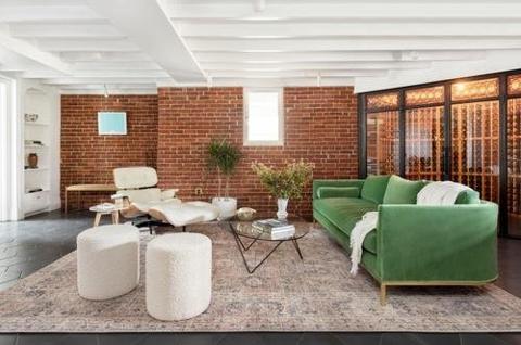 A thoughtful remodel balances 1890s architecture, midcentury furnishings and modern updates in a Portland, Oregon, home tinybfs.com/t/k3L0ns