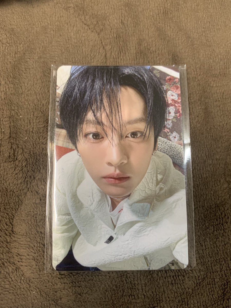 もちぷ tweet media