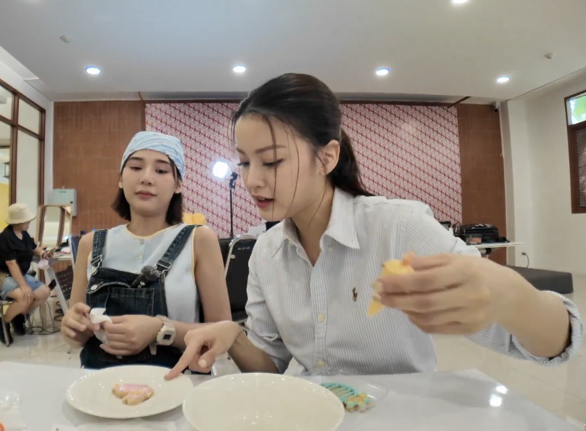 𝑲𝒂𝒕𝒉𝒆𝒓𝒊𝒏𝒆 🌙👠 tweet media