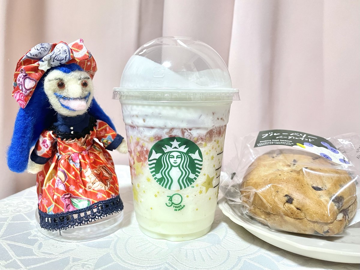 よふー tweet media