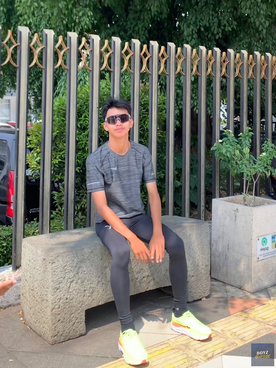 Base: ON 👊🏻 tweet media