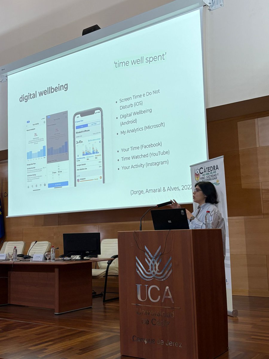 DocComunicacion's tweet photo. Bienvenidos/as a Jerez, queridos/as doctorandos/as. Podéis utilizar el hashtag #EscuelaJerez2026 si os apetece. Os compartimos imágenes de la mesa inaugural de la Escuela Doctoral de Primavera 2026 y conferencia de apertura a cargo de la Dra. Ana Jorge (U. Lusófona - CICANT). https://t.co/GGtcXwmZXu