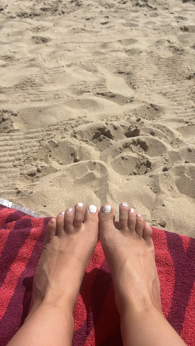 findomlatina777's tweet photo. who wants some sandy toes :)))

whalesub cashcow paypig piggies mami femdom foot findom losers latina humanATM feetfinder collegebrat drainsesh feet soles sugardaddy footfreaks pedicure heels sandals socks real subs peeling send dirty drain cashapp paypal español UK EU USA https://t.co/d8cEIQGgEp