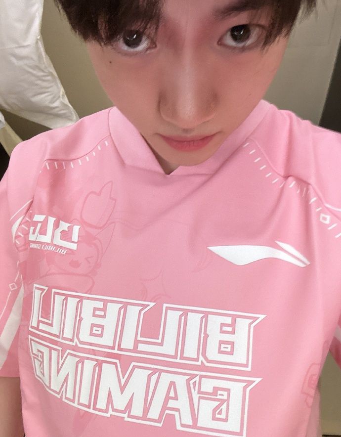 T1 Keria tweet media