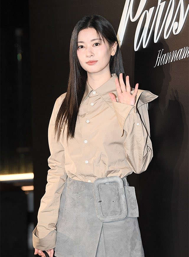 Mr. & Mrs. JUNG tweet media