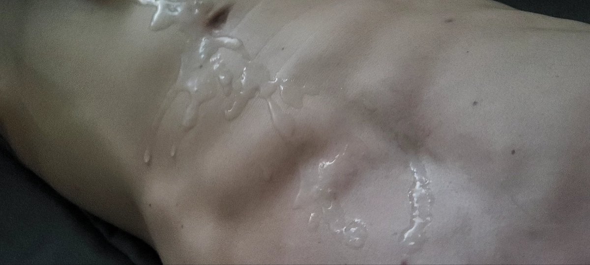 Hk66gay's tweet photo. Je cherche volontaire pour lécher tout ça 💦💦😈 https://t.co/R5IAUSVKVh