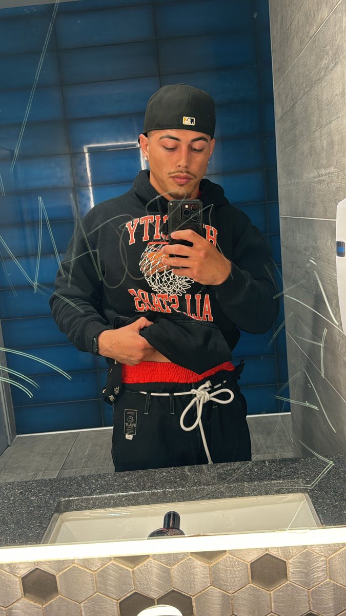 Mrgethebag tweet media