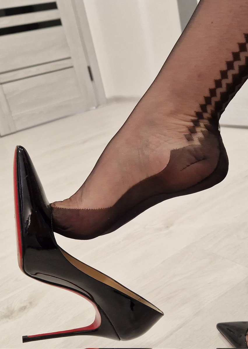 mygoddessmonica's tweet photo. I have just received 3 pairs of my favorite FFstockings. Of course payed by My slave.
Your money never looked so sexy... as on your Godde$$ https://t.co/4ViVMkQrkE