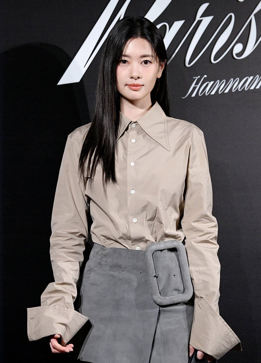 #JungSoMin ( 정소민) | TheDealer soon 🎬 tweet media