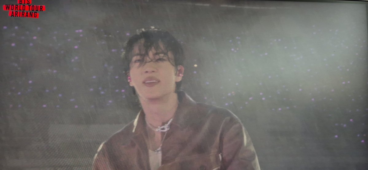 MJTO10's tweet image. 팬조련하는 촉촉히 젖은 김석진 좋아 🫠
런석진콘 짬바 어디 안가지

SIREN JIN ON STAGE

#JIN #김석진 #SEOKJIN #방탄소년단진