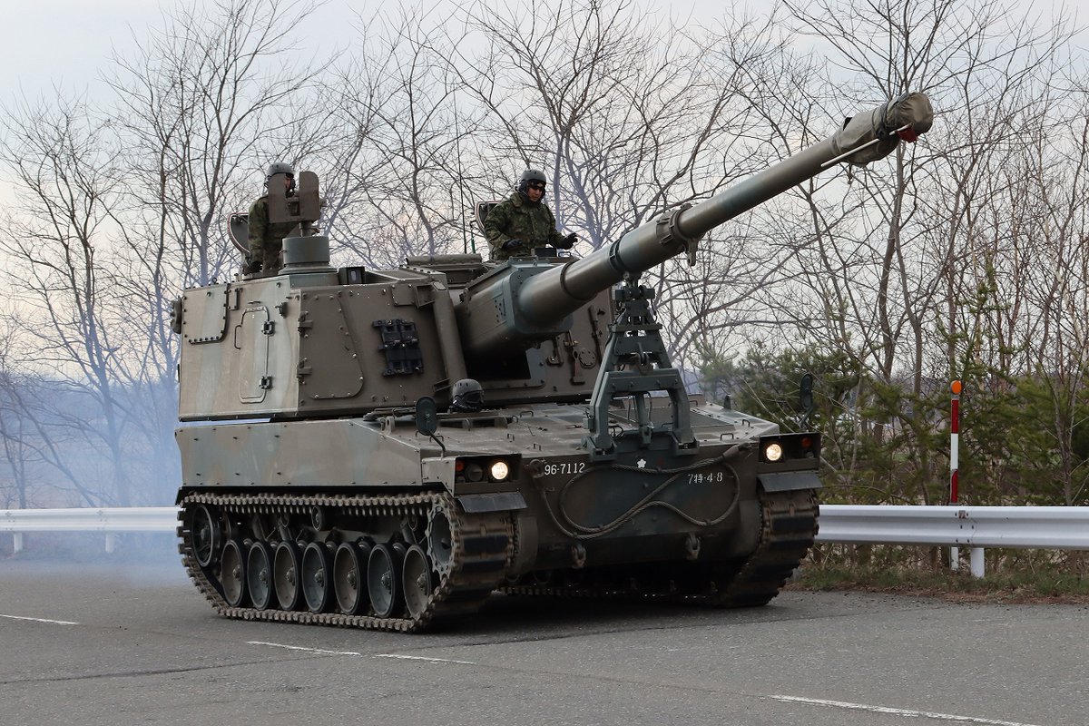 コミント人 tweet media