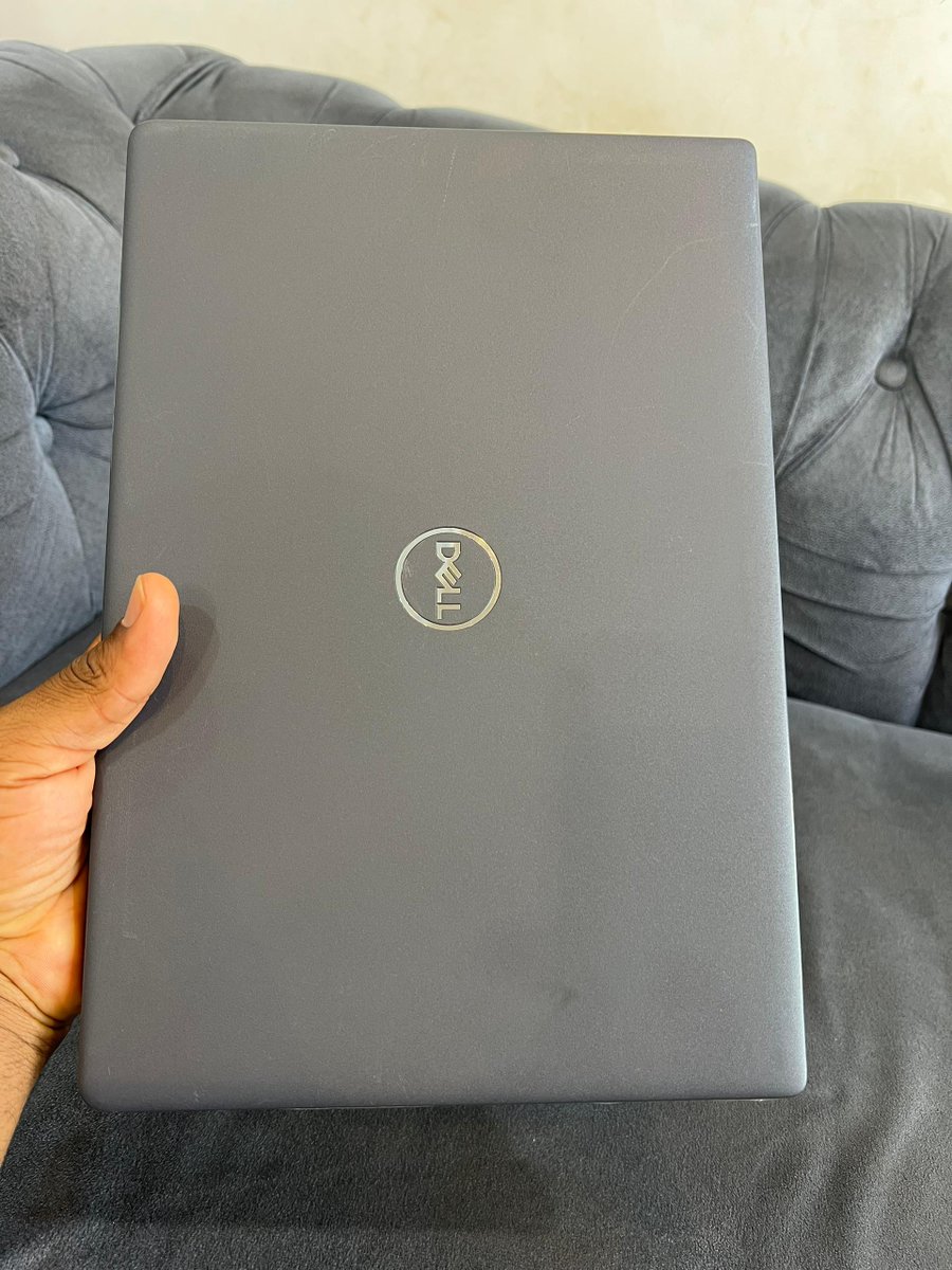 teckdeck247's tweet photo. Budget friendly deal
🇺🇲🇺🇲Dell latitude 3410
Core i3 10th Generation
256GB SSD 8GB RAM 
Keyboard light 
Full HD Display 
Excellent Battery 
Original Charger
₦250,000
Free nationwide delivery (doorstep only available in kaduna) DM or 08102414950(Whatsapp/ phone call) https://t.co/BjwwEooJYW