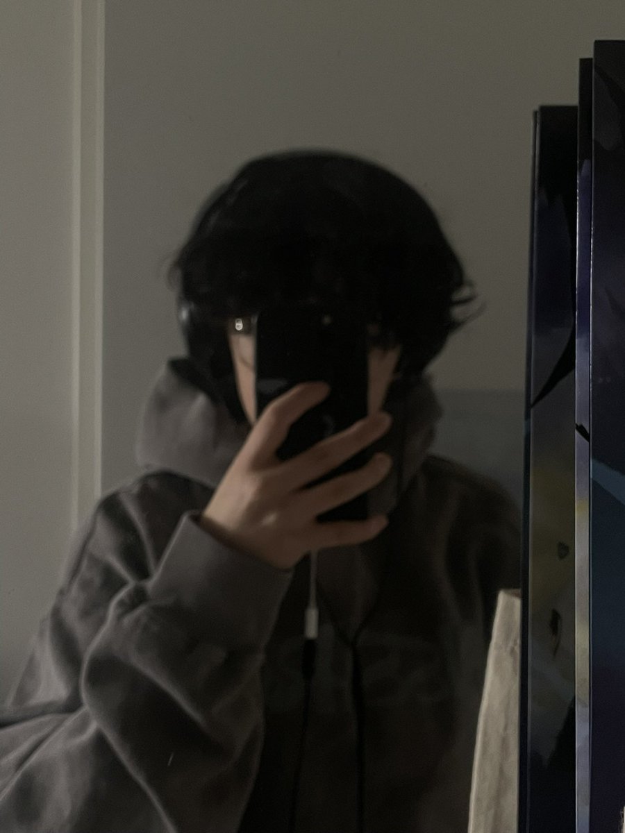 a’moon tweet media