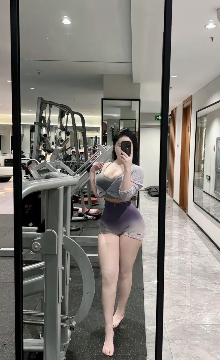 恬恬squat爱臀 tweet media