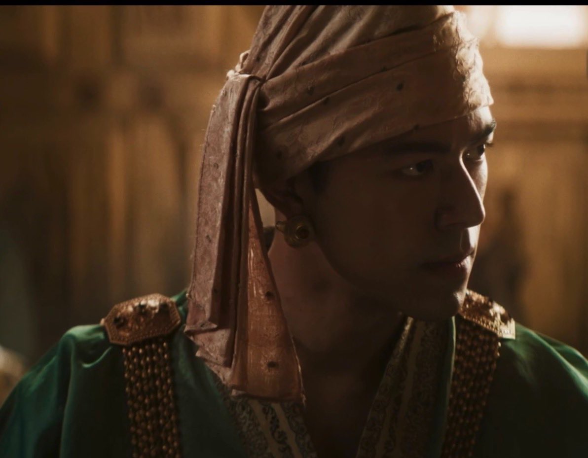 พลจัตวาภัทร ณ หงสา ft.39 tweet media