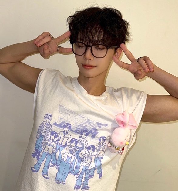 hourIy jaemin tweet media