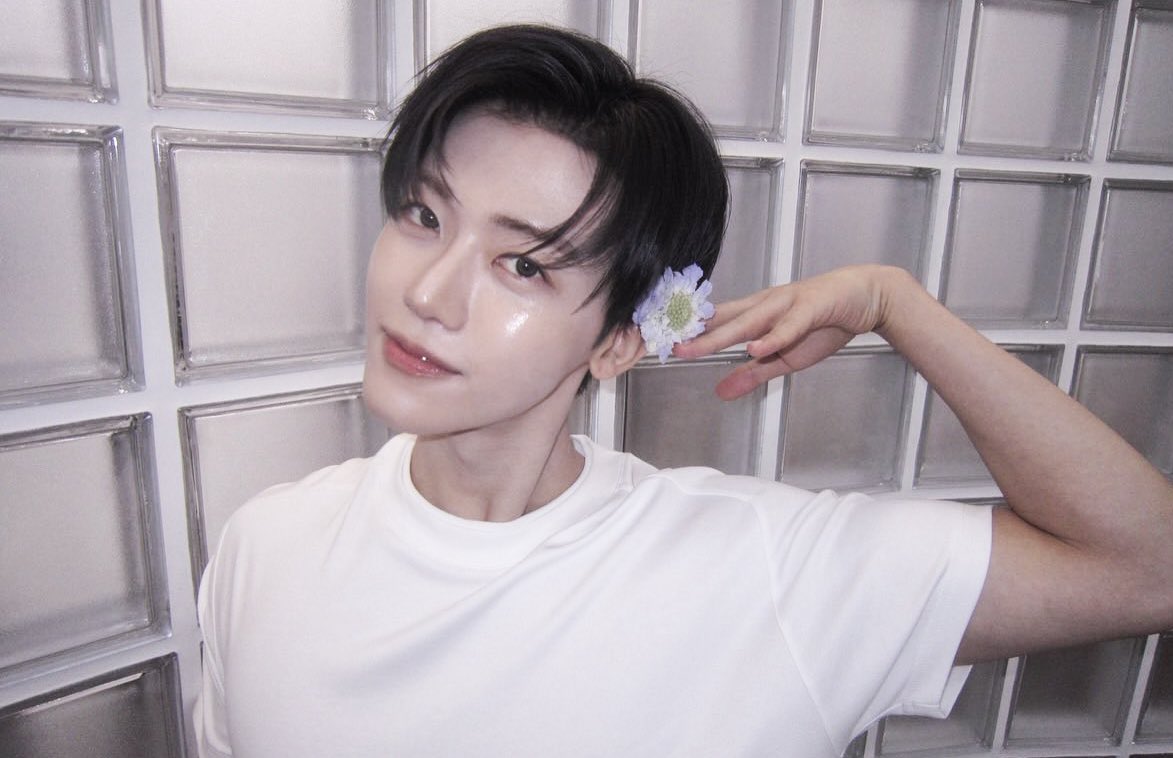 ᴋᴍ.✿ tweet media