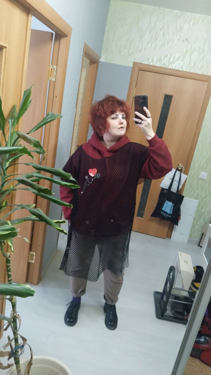 Richi Dreiton🖤лисья морда tweet media