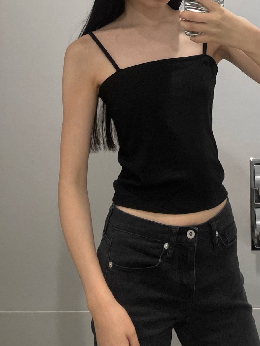 𝒜𝓈𝒽 tweet media