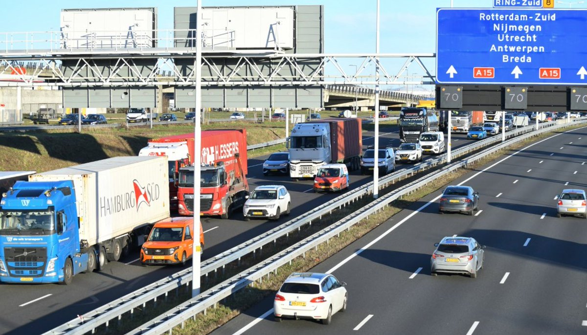 Europoort Kringen tweet media