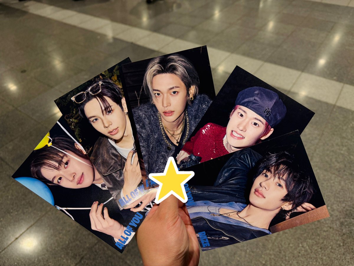 메이 tweet media