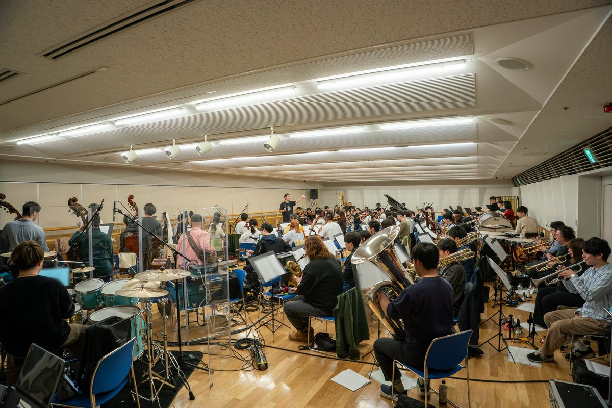 ArtsInnovator's tweet photo. ＼🎻リハーサルスタート🎻／

30th Anniversary Persona Symphonic Concert

『ペルソナ』シリーズ30周年を記念した、シンフォニックジャズオーケストラ公演🎶

すごい熱気と集中力の中、音楽が一気に立ち上がっていきます❤️‍🔥

📍文京シビックホール 大ホール
📅4/11（土）13:30開演／18:00開演
🔗 https://t.co/i82ONJn8r6

#グランドフィル 
#P30thオーケストラ #P30th