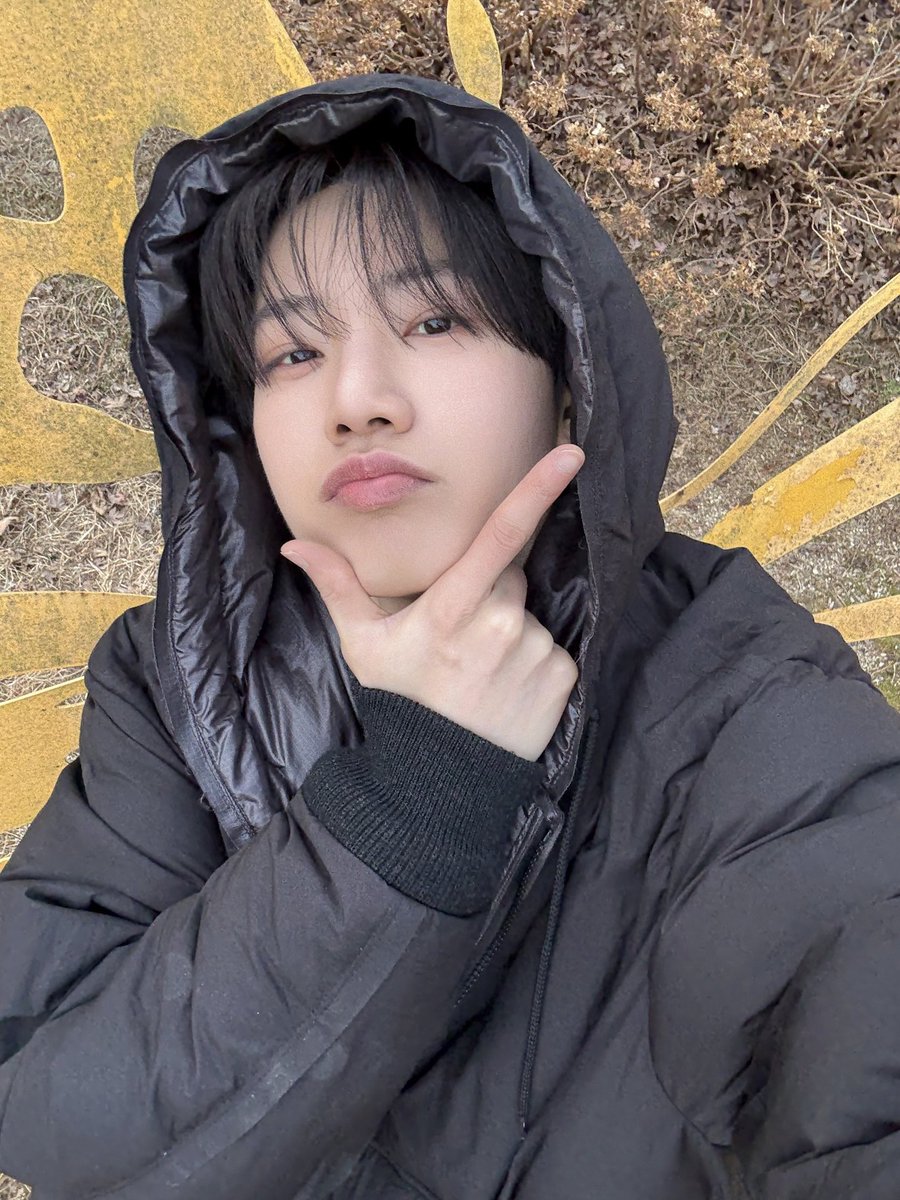 ㄘ ਰਿੈ °ਰਿੈ Ⴑ 🌠 tweet media