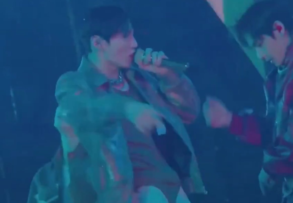 *they don't know 'bout us tweet media