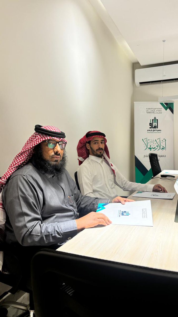 Manzor Tanmawi | منظور تنموي tweet media