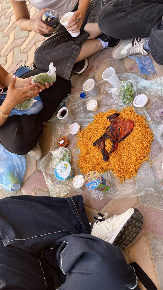 يَاقُوت tweet media