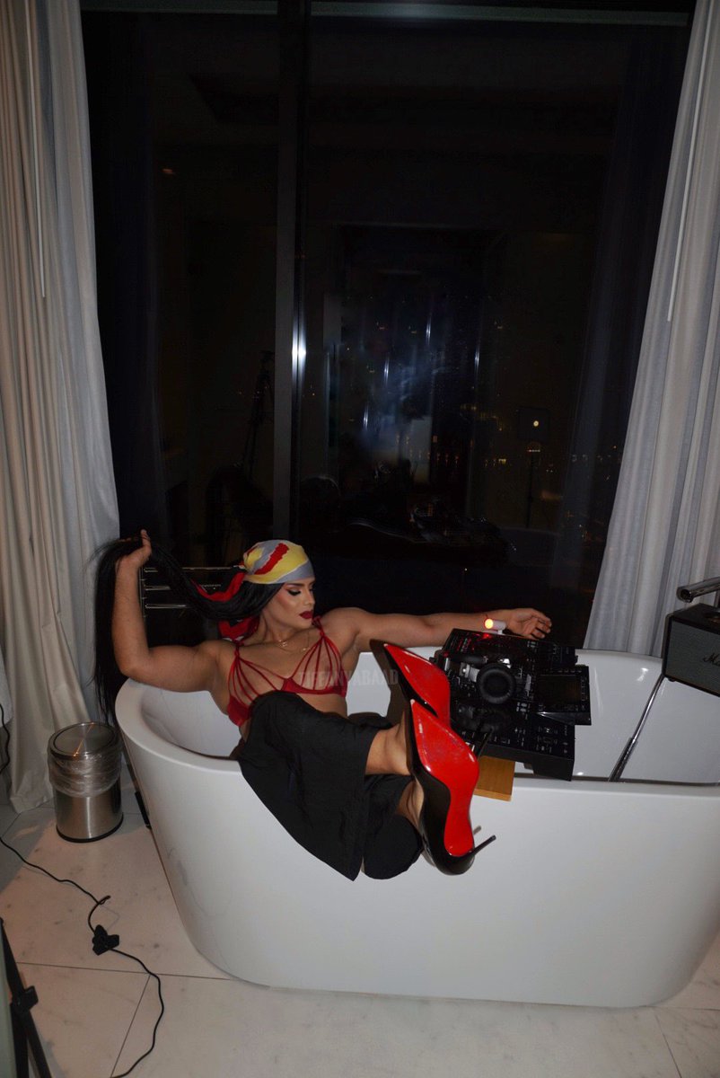Tiffany Abaad tweet media