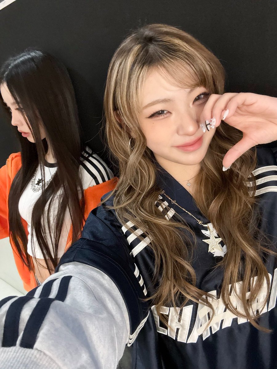 📸 | Atualização do H//PE Princess via redes sociais. [ ] Amigas⋆｡˚ # ...