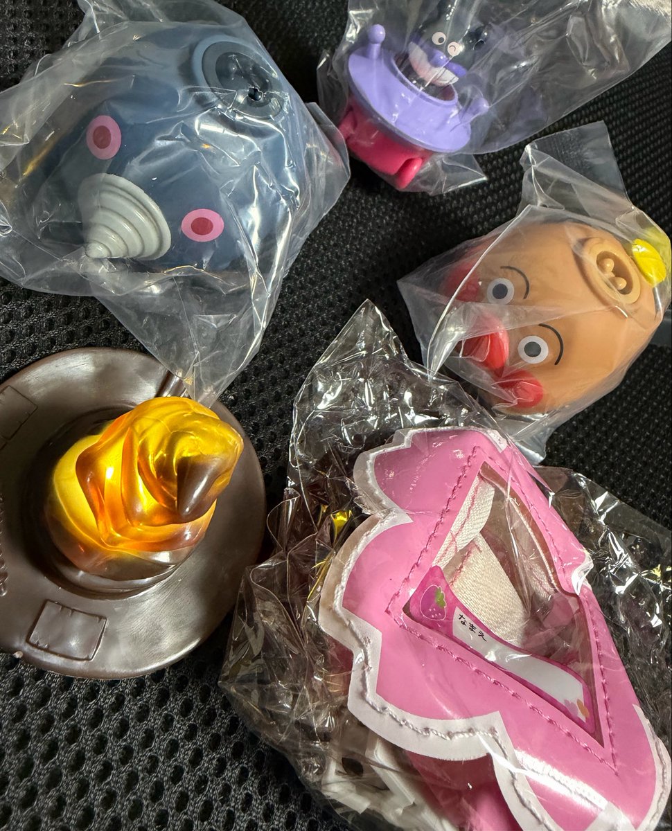 ありの実 tweet media